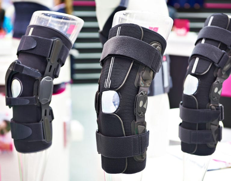 5 Best Knee Braces For Arthritis Pain Relief [Dr.