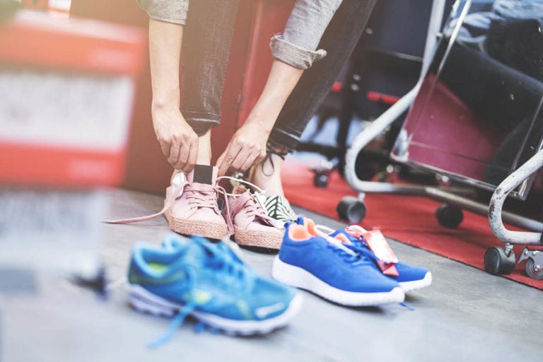 Medical Expert Guide On Best Shoes For Plantar Fasciitis