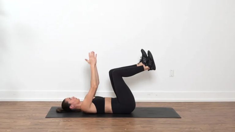 Dead Bug exercise demonstration loop